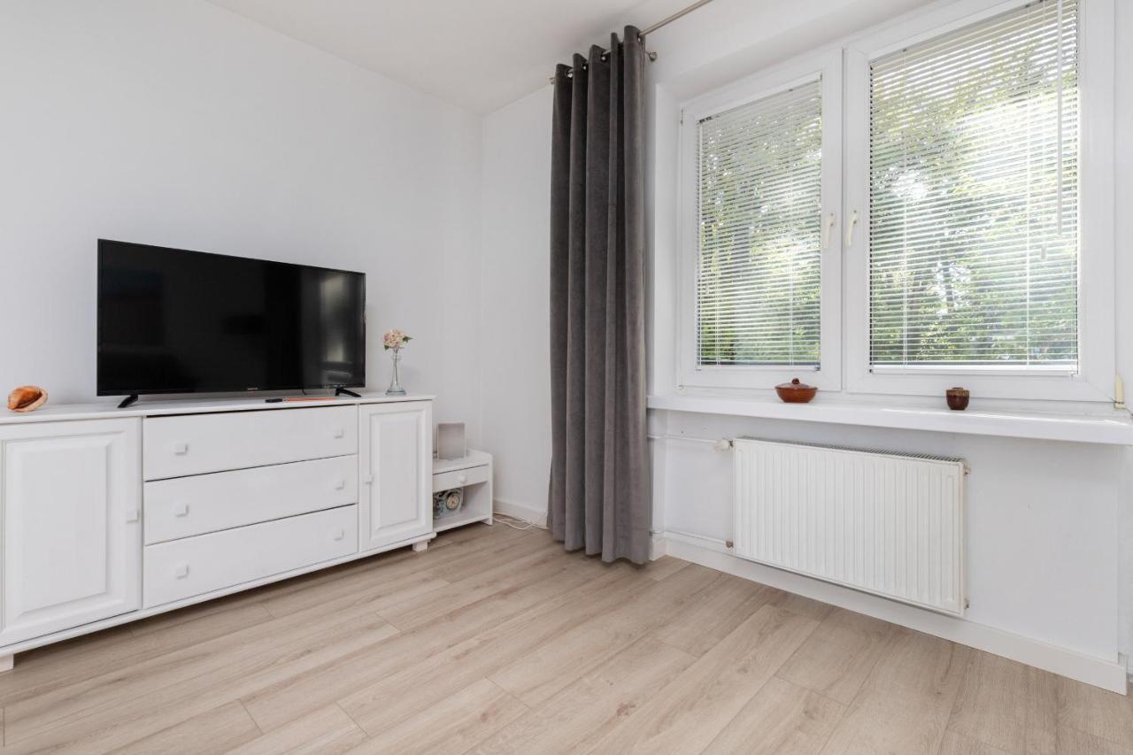Gdanska Two-Bedroom Apartment Brzezno Beach By Noclegi Renters Kültér fotó