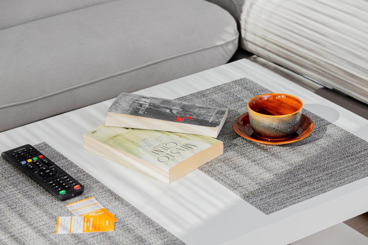 Gdanska Two-Bedroom Apartment Brzezno Beach By Noclegi Renters Kültér fotó
