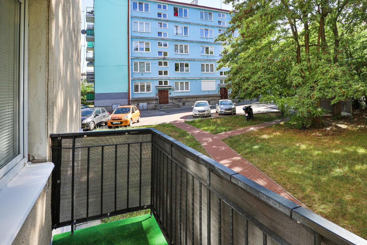 Gdanska Two-Bedroom Apartment Brzezno Beach By Noclegi Renters Kültér fotó