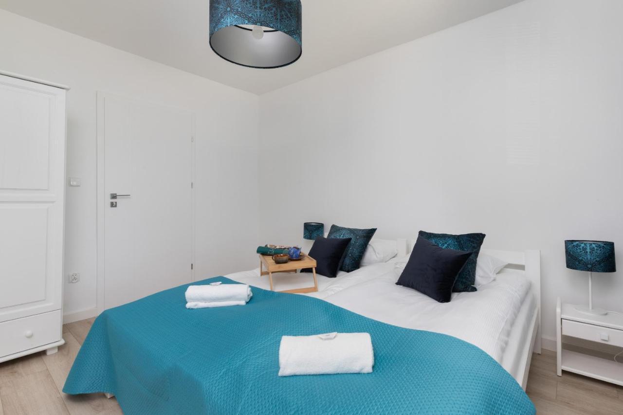 Gdanska Two-Bedroom Apartment Brzezno Beach By Noclegi Renters Kültér fotó