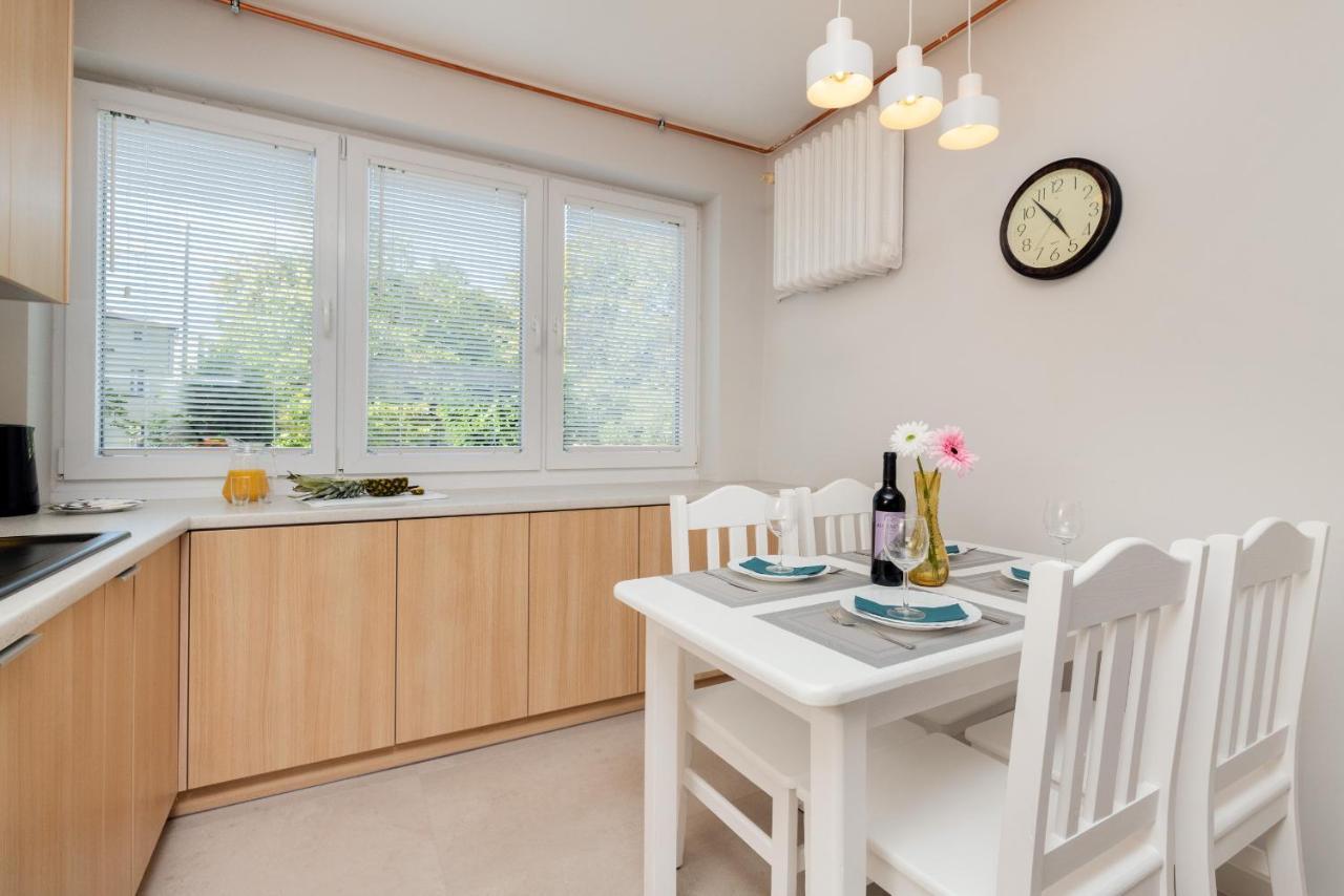 Gdanska Two-Bedroom Apartment Brzezno Beach By Noclegi Renters Kültér fotó