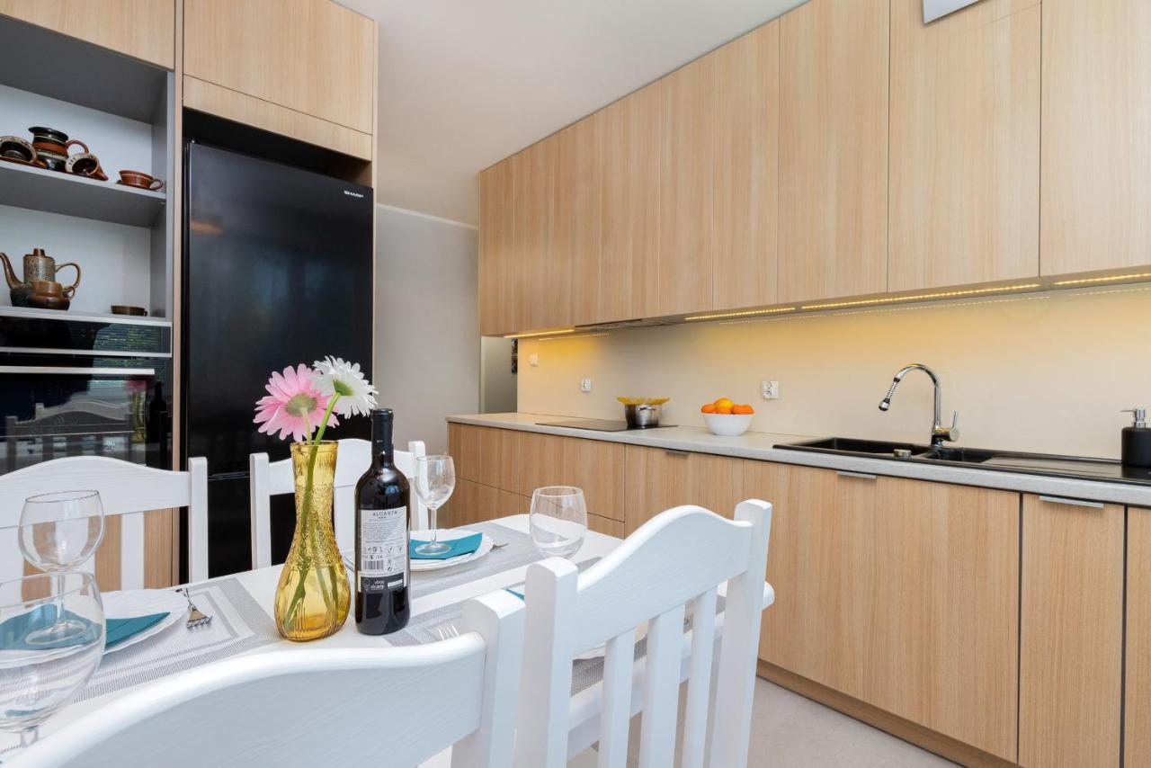 Gdanska Two-Bedroom Apartment Brzezno Beach By Noclegi Renters Kültér fotó